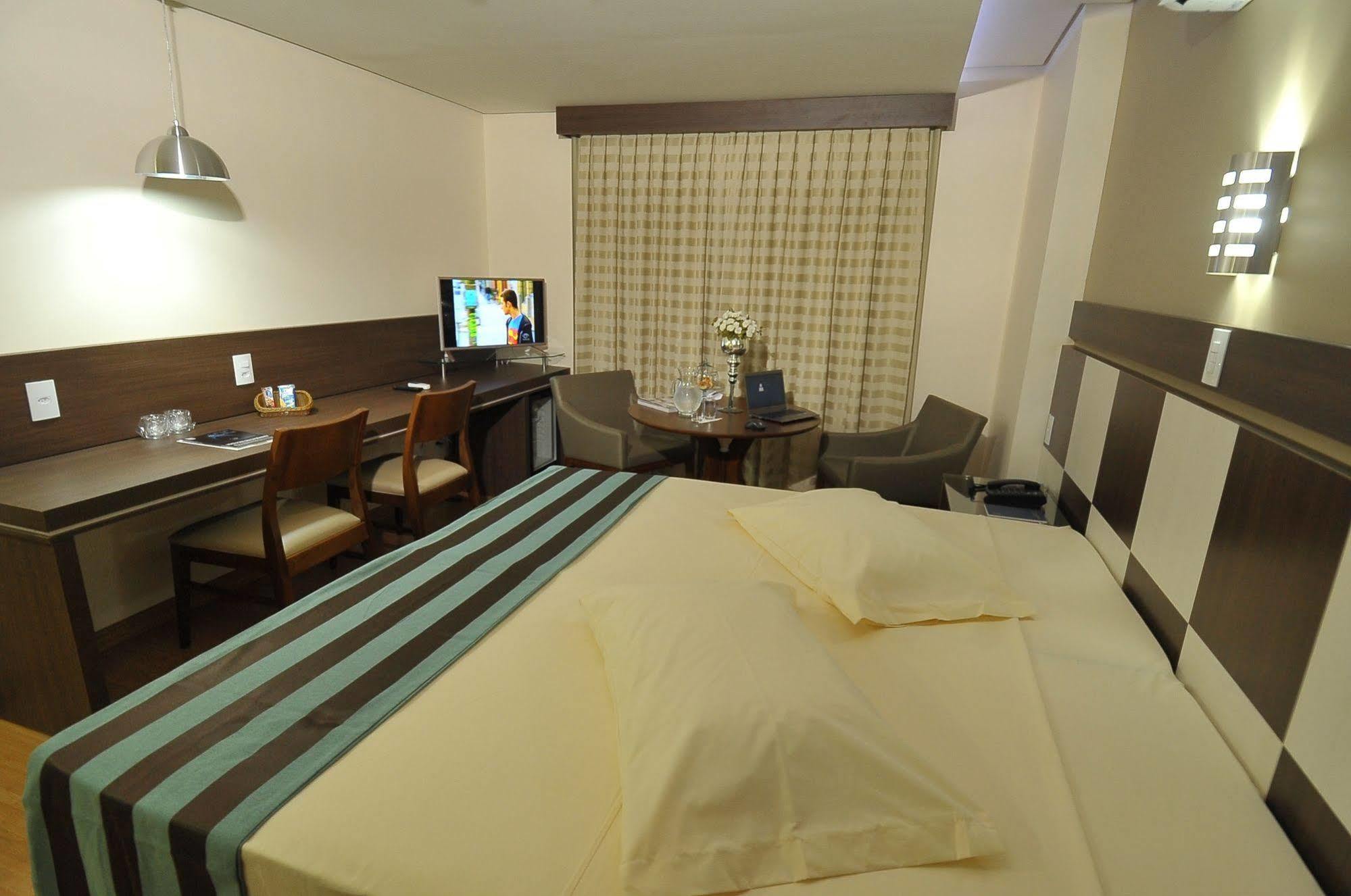 Hotel Maestro Premium Cascavel Cascavel  Exterior photo